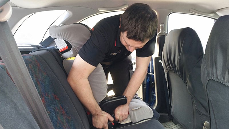 child-restraint-fitting child-restraint-fitting